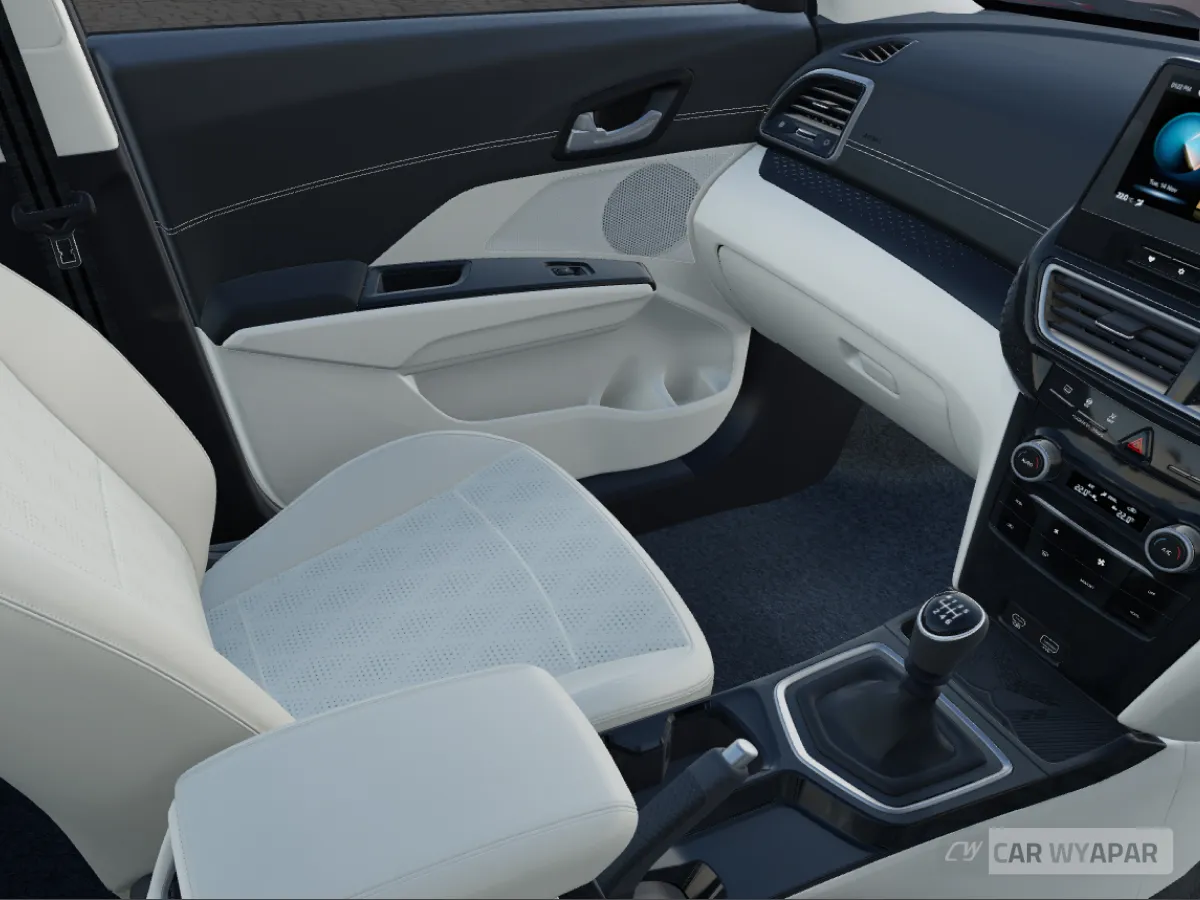 Mahindra XUV 3XO REVX A Turbo